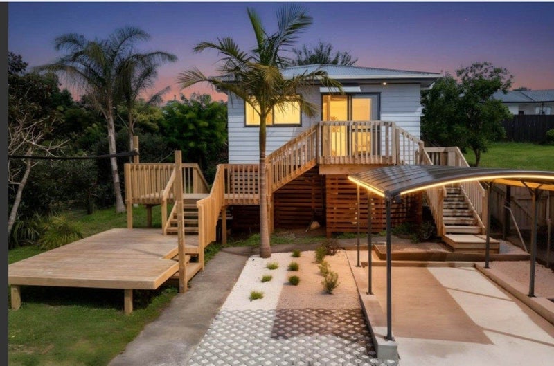 35a Fruitvale Road, New Lynn, Waitakere City, Auckland - Carousel 1