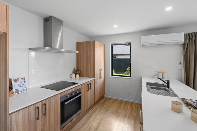 5 Roles Way, Rolleston, Rolleston - Carousel 2