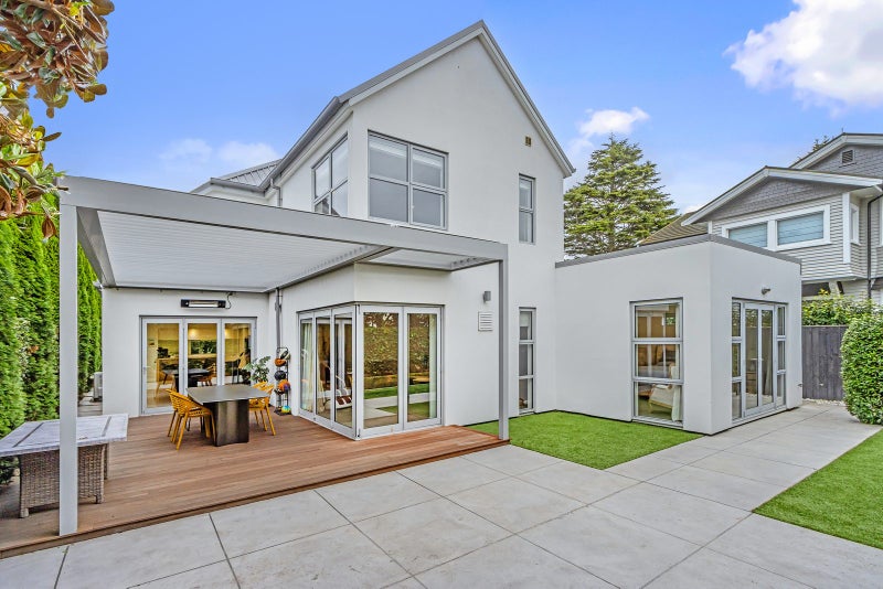 9 Wai-Iti Terrace, Burnside, Christchurch - Carousel 1