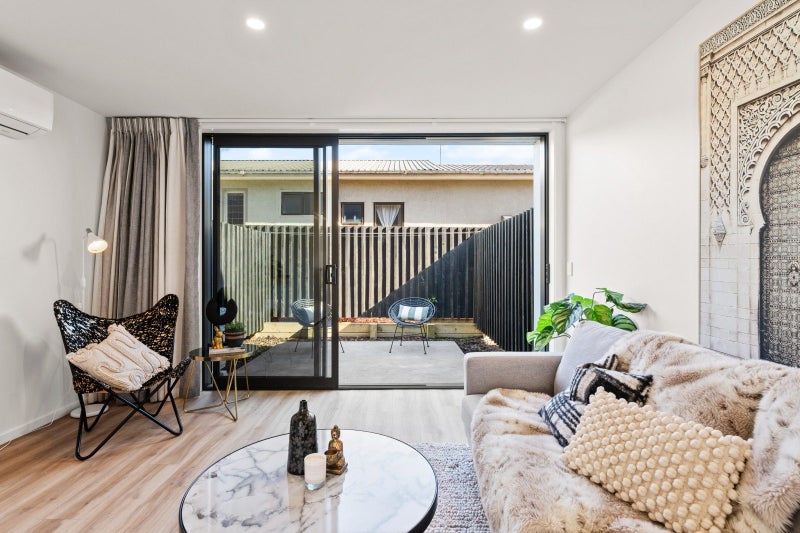 5 Nimon Lane, Caversham, Dunedin - Carousel 2