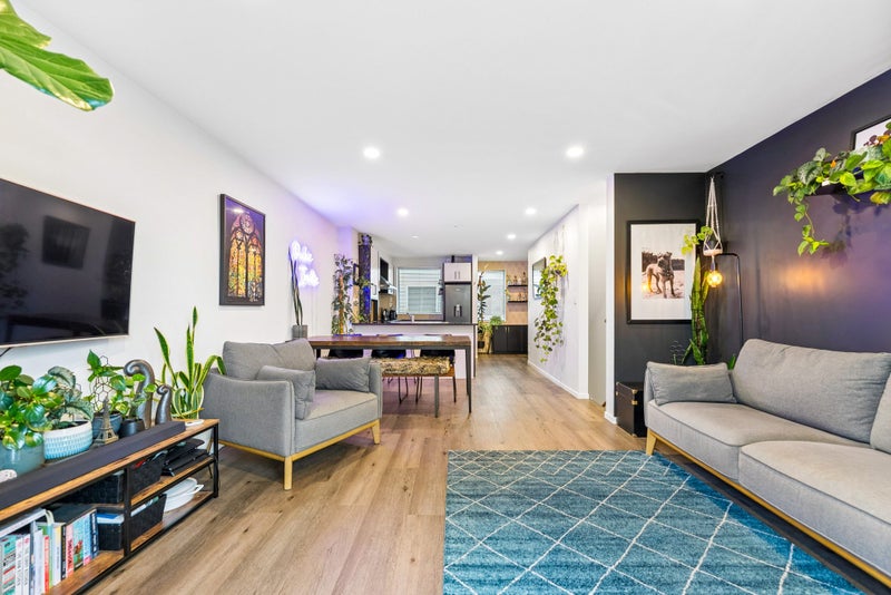 10/6 Islington Avenue, New Lynn, Auckland - Carousel 1