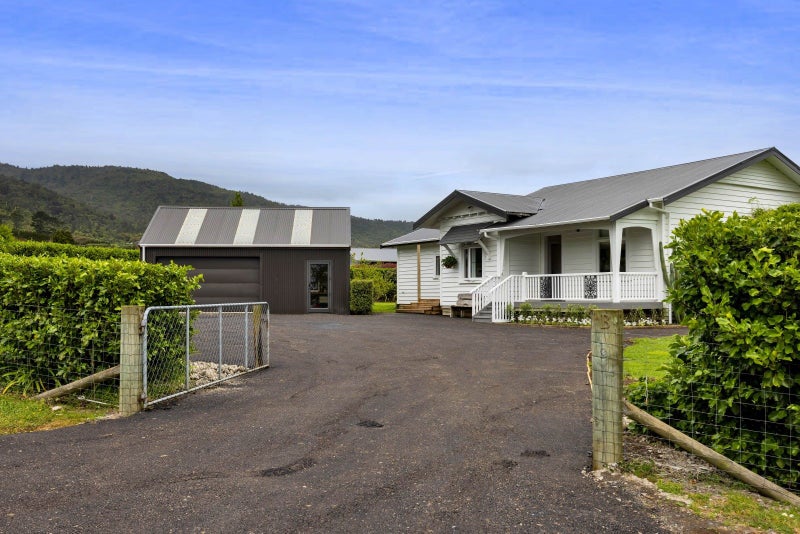 1305B South Road, Kaitake, New Plymouth - Carousel 21
