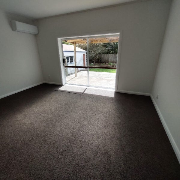 15 Park Road, West End, Palmerston North, Manawatu / Whanganui - Carousel 2