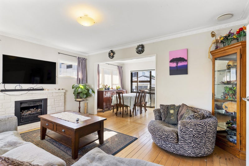 3 Staines Avenue, Mangere East, Auckland - Carousel 2