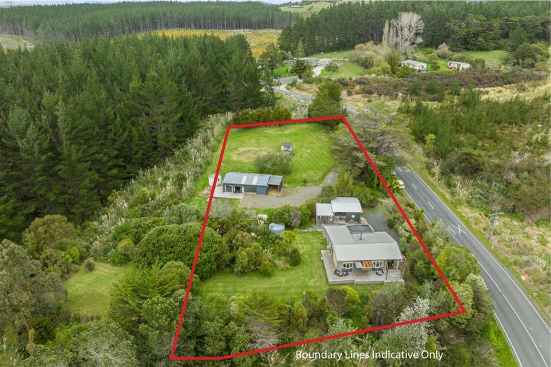 17 Oruawharo Road, Topuni, Wellsford - Carousel 1