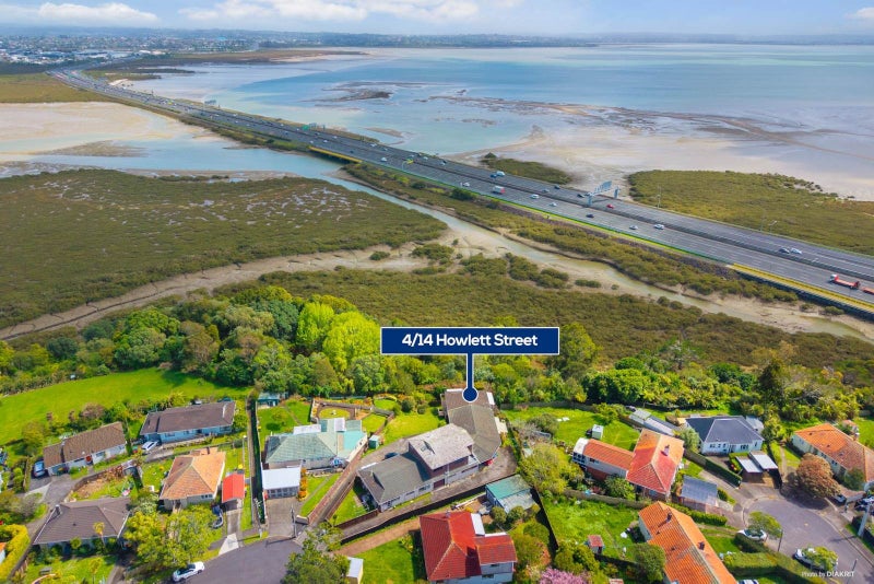 4/14 Howlett Street, Waterview, Auckland - Carousel 2