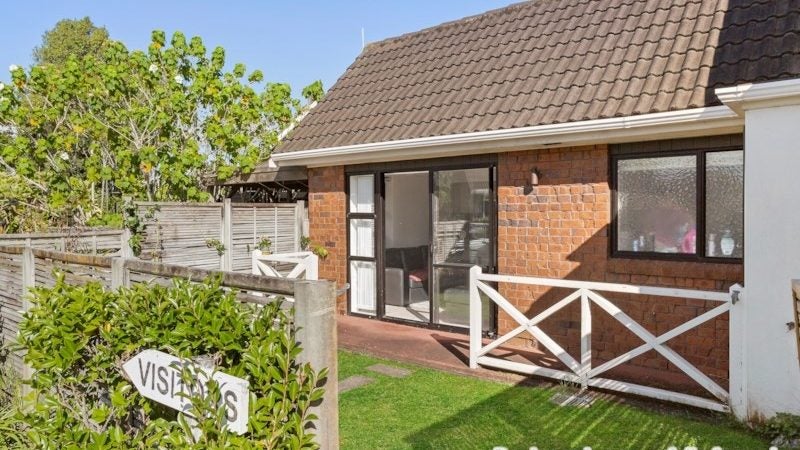 2 Bellbird Place, Orewa, Orewa - Carousel 1