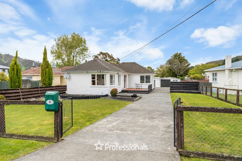 8 Norfolk Street, Wainuiomata, Lower Hutt - Carousel 27