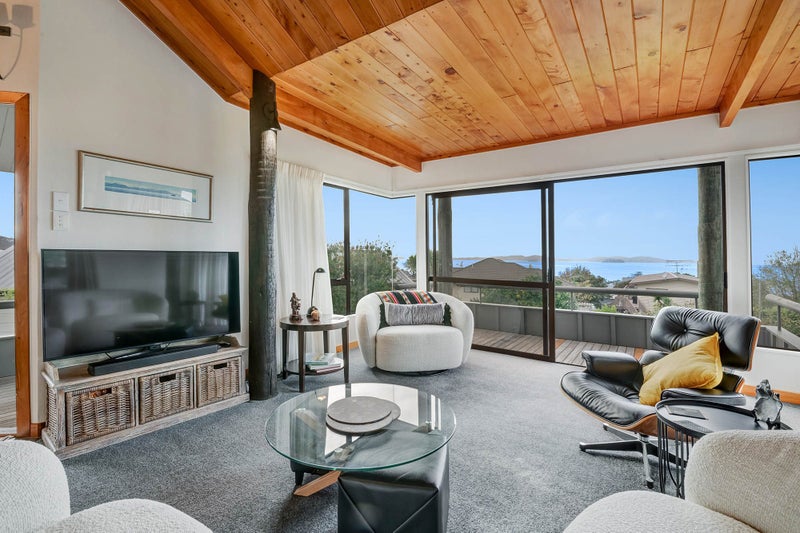 20 Hinemoa Place, Snells Beach, Snells Beach - Carousel 2