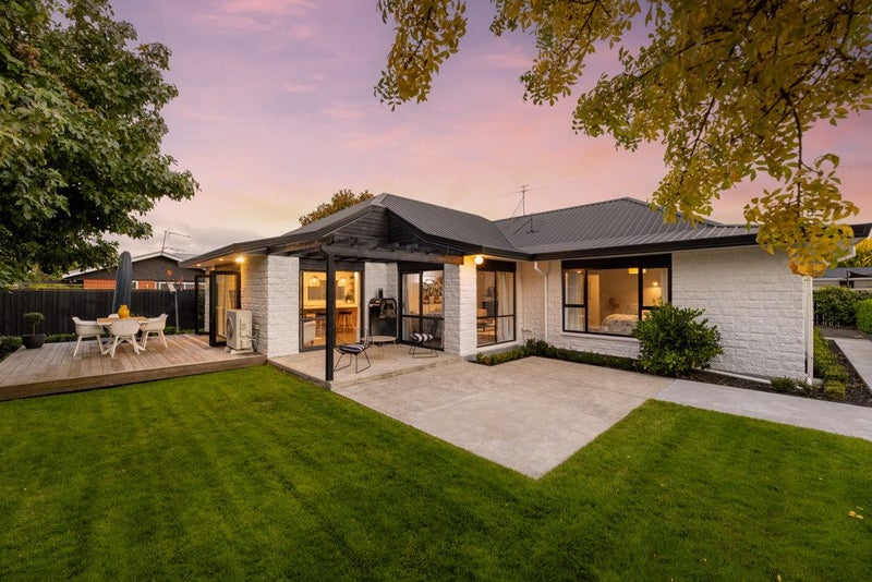 69 Regency Crescent, Redwood, Christchurch - Carousel 1