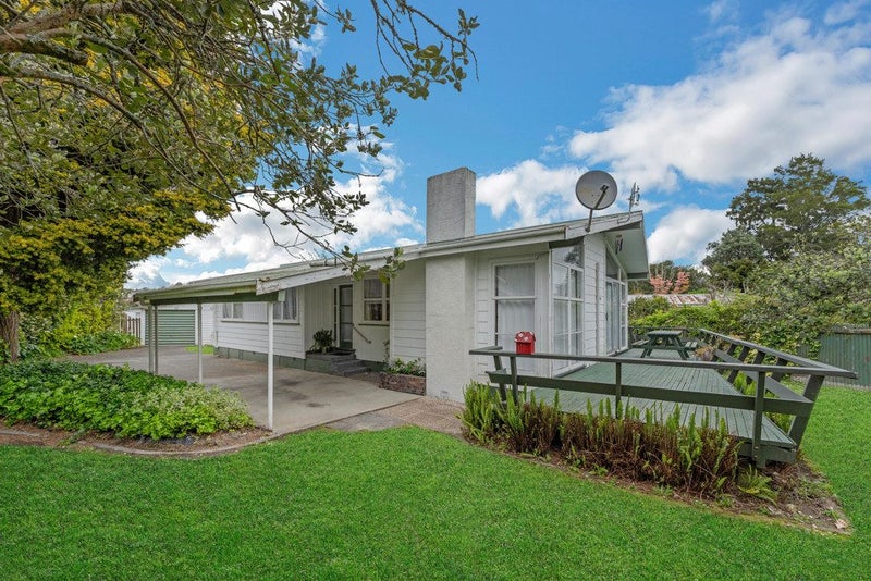 5 Orpheus Place, Papakura, Papakura - Carousel 1