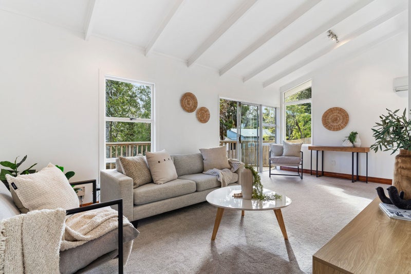 63 Neal Avenue, Glenfield, Auckland - Carousel 2