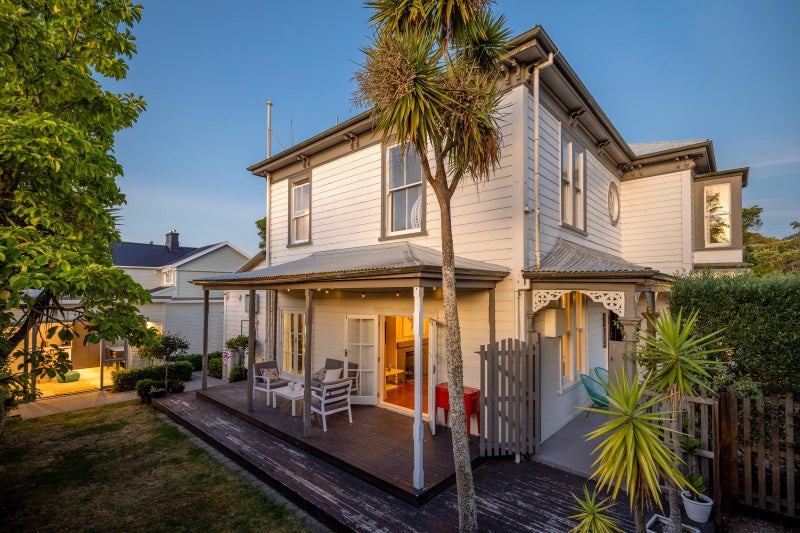 359 Hardy Street, Nelson, Nelson - Carousel 2