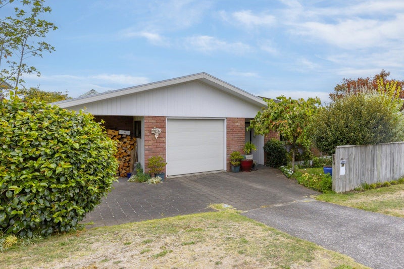 2/67 Ngamotu Road, Hilltop, Taupō - Carousel 1