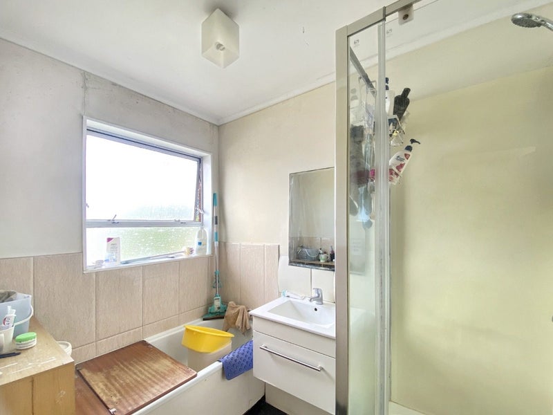 1/138 Richardson Road, Owairaka, Auckland - Carousel 6