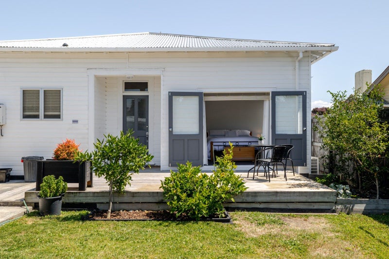 43 Wood Street, Takaro, Palmerston North - Carousel 1