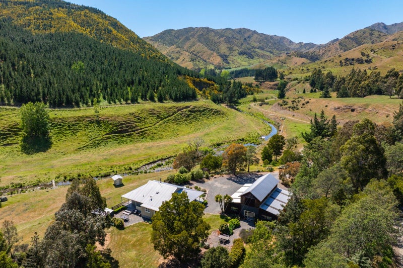 1067 Taylor Pass Road, Taylor Pass, Blenheim - Carousel 1