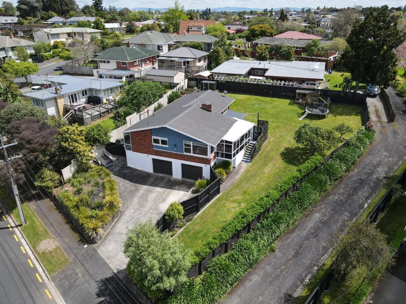 3 McCracken Avenue, Hillcrest, Hamilton - Carousel 1
