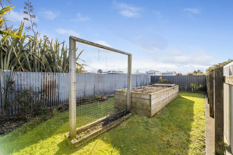 9A Juliet Street, Stratford - Carousel 16