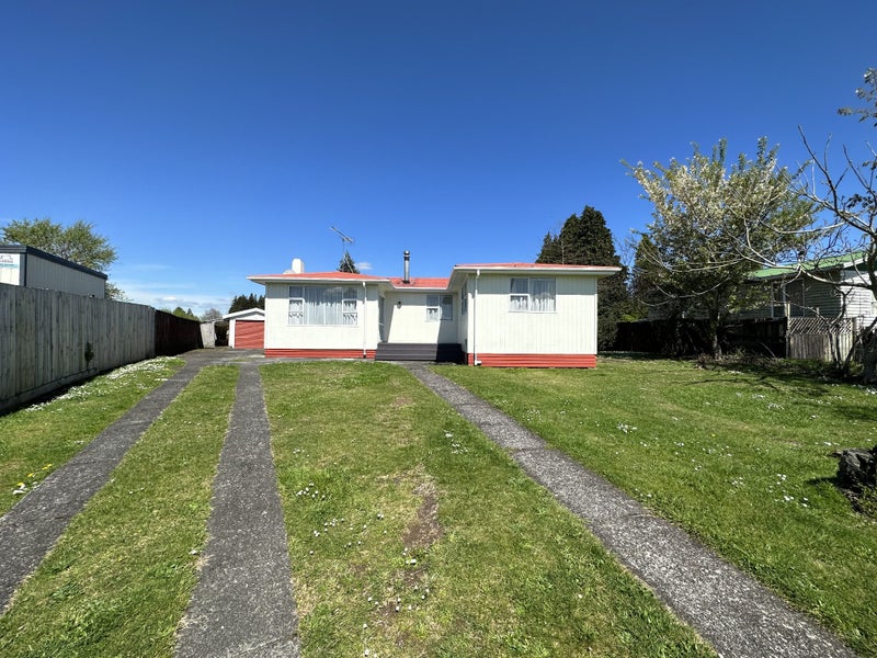 31 Crathie Crescent, Tokoroa - Carousel 2
