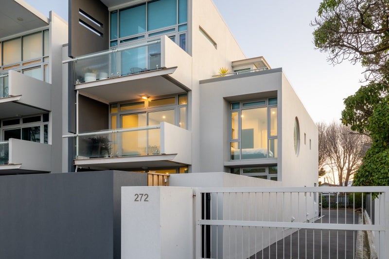 5/272 Marine Parade, New Brighton, Christchurch - Carousel 1