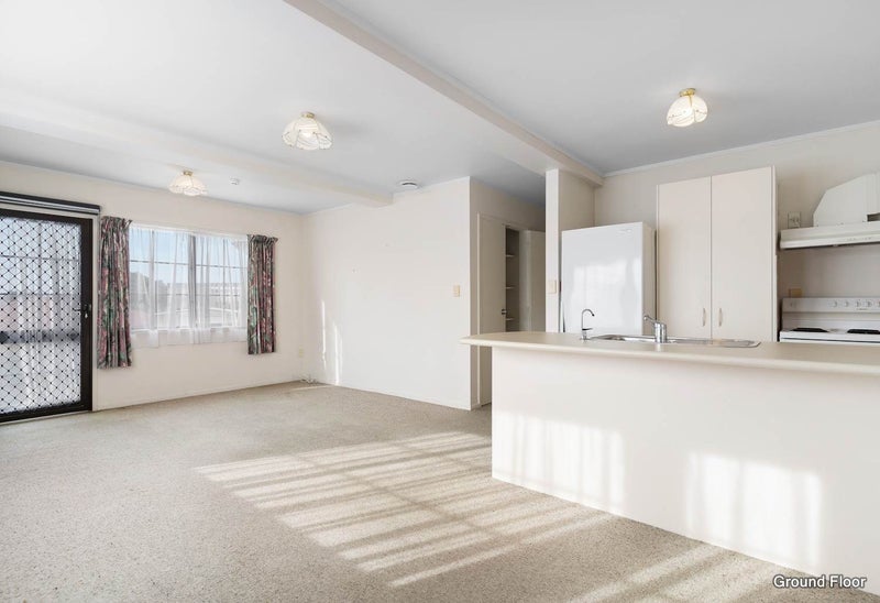 114 Fairview Avenue, Fairview Heights, Auckland - Carousel 1