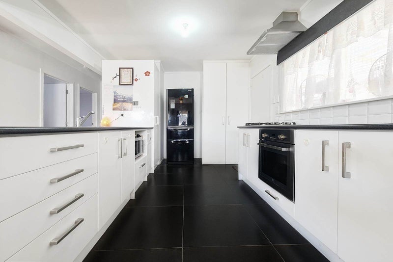 3/33 Cleek Road, Mangere East, Manukau City, Auckland - Carousel 2