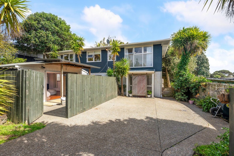 134 Verran Road, Birkdale, Auckland - Carousel 1