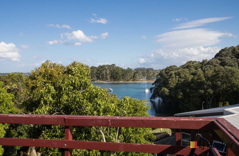 16 Giles Way, Tanners Point, Tahawai - Carousel 2