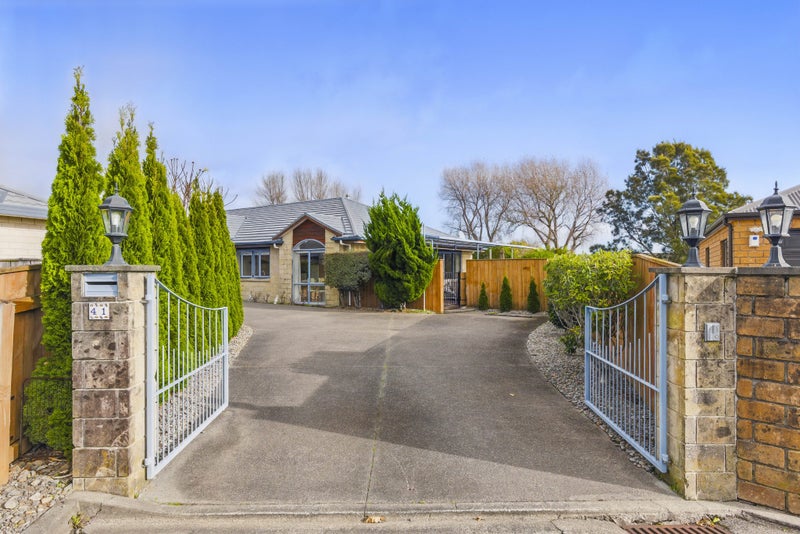 41 Holcombe Drive, Paraparaumu, Paraparaumu - Carousel 31