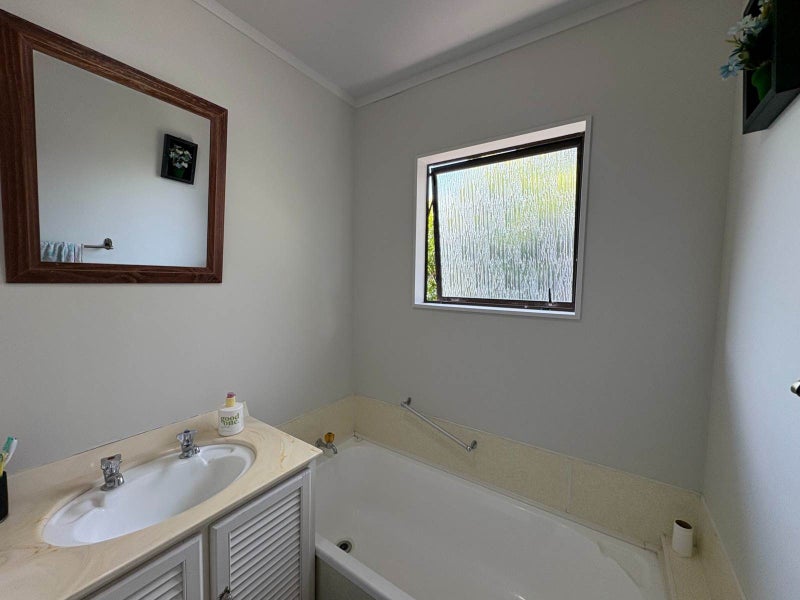 2E Golf Road, Mount Maunganui, Mount Maunganui - Carousel 8