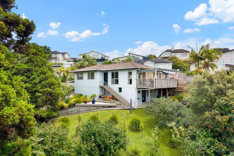 18 Jayne Place, Torbay, Auckland - Carousel 1