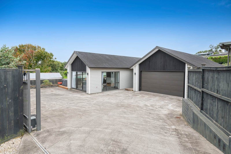 60 Matija Place, Red Beach, Red Beach - Carousel 35