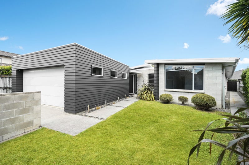 6 Aspen Court, Huntington, Hamilton - Carousel 1