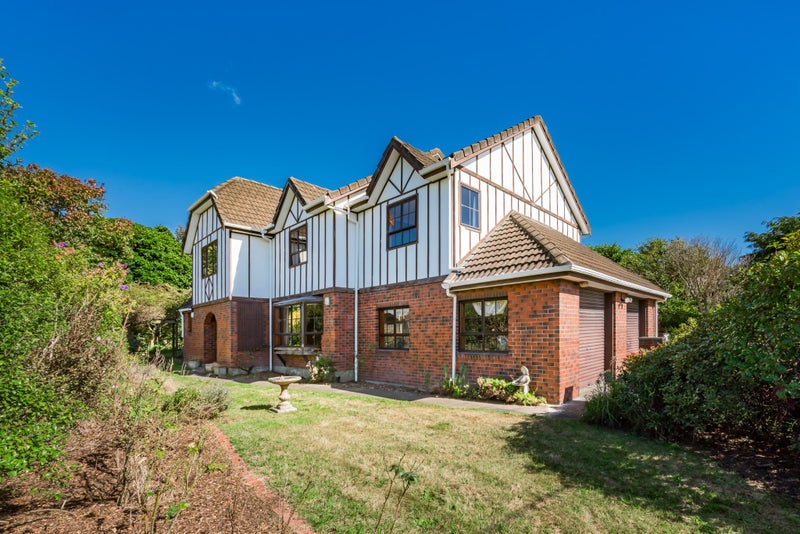 92 Ngaio Road, Waikanae, Waikanae - Carousel 1