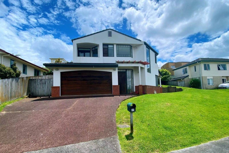 17 Noel Williams Place, Windsor Park, Auckland - Carousel 2