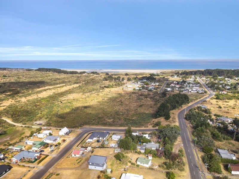 847 Hokio Beach Road, Hokio Beach, Levin - Carousel 39