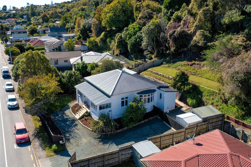 187 Tahunanui Drive, Tahunanui, Nelson - Carousel 1