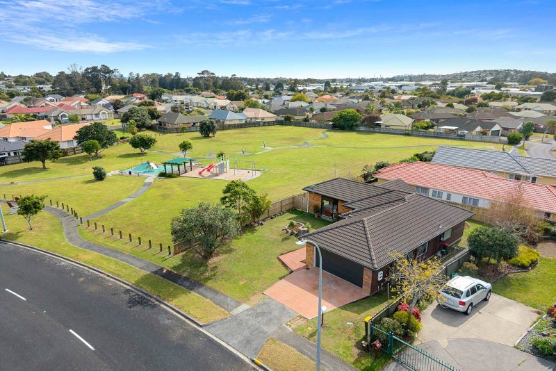 172 Burswood Drive, Burswood, Manukau City, Auckland - Carousel 2