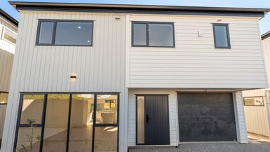 90D Seymour Road, Sunnyvale, Auckland - Carousel 1