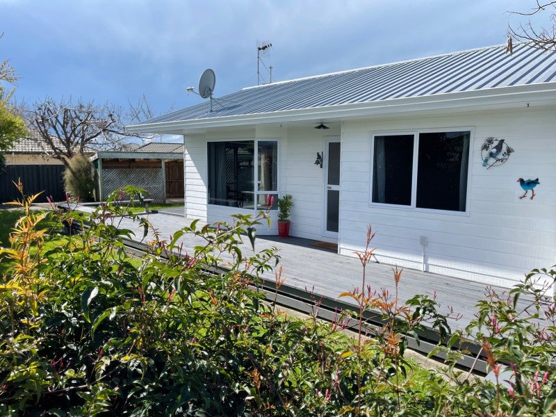 4 Whiting Crescent, Greenmeadows, Napier - Carousel 1