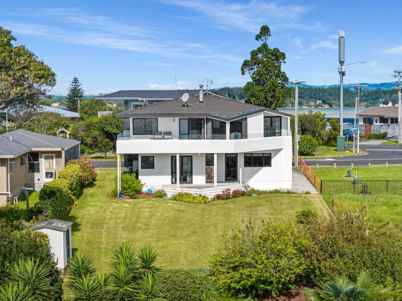 1 Bramley Drive, Omokoroa, Western Bay Of Plenty, Bay Of Plenty - Carousel 1