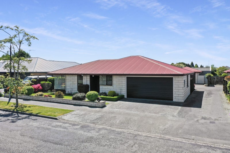 8 Reighton Drive, Allenton, Ashburton - Carousel 1