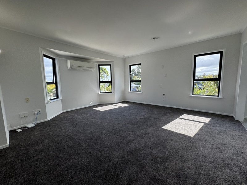 18 Caronia Crescent, Lynfield, Auckland - Carousel 17