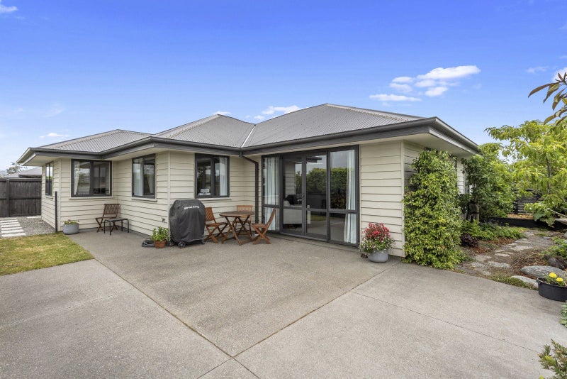30 Eastfield Drive, Lincoln, Lincoln - Carousel 1
