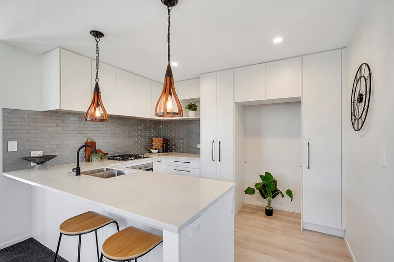 37 Voight Avenue, Chartwell, Hamilton - Carousel 2