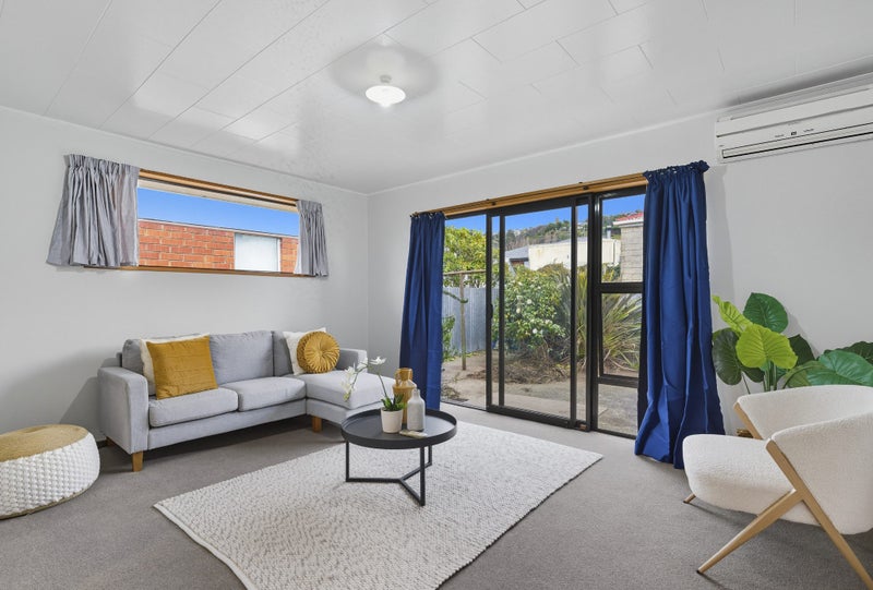 43D Law Street, Caversham, Dunedin - Carousel 2