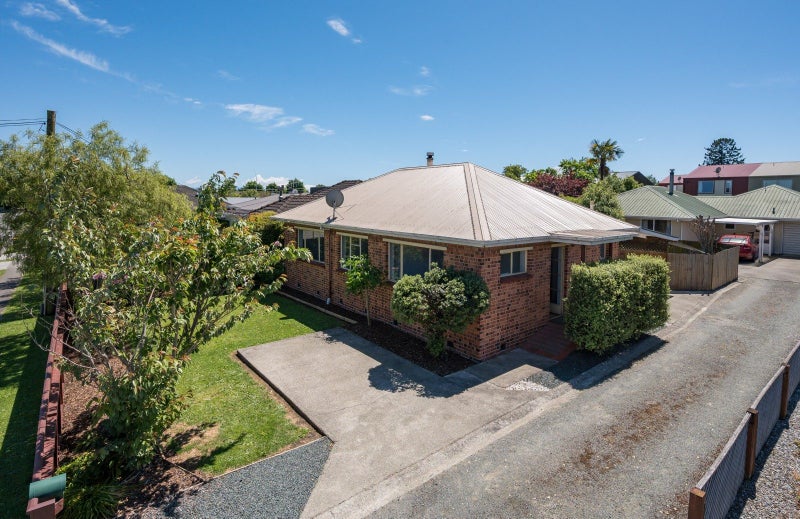 9 Tainui Street, Stoke, Nelson - Carousel 1