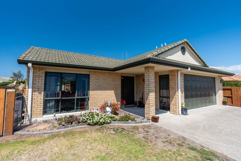 3 Kentia Avenue, Mount Maunganui - Carousel 2