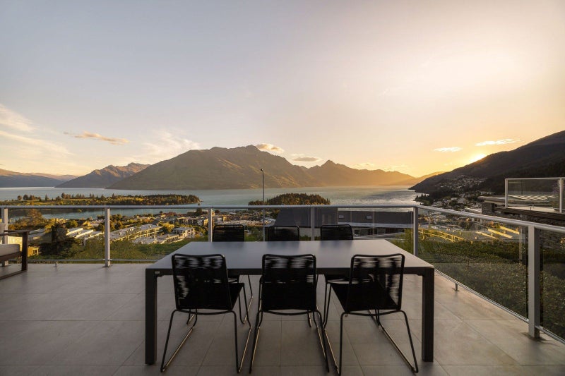 7A Galway Court, Queenstown, Queenstown - Carousel 2